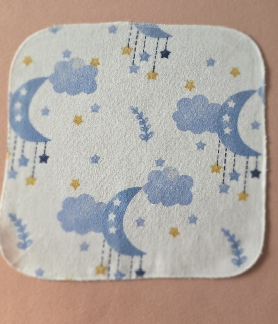 WOWO  flanel bebi krpica  plavi mesec i oblaci 4730