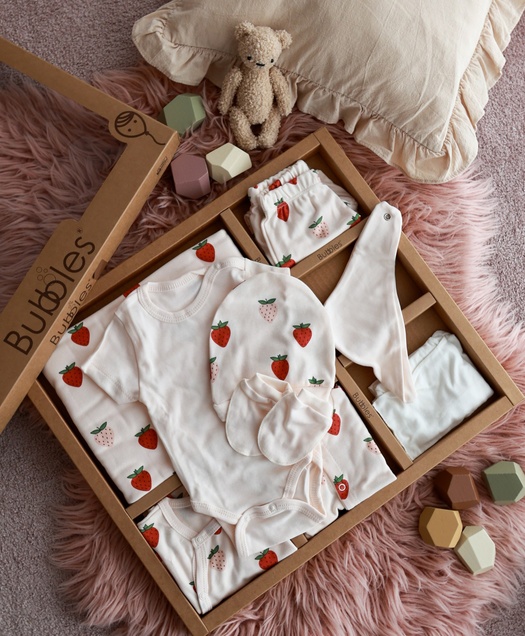 Bubbles set 10/1 za novorođenče od organskog pamuka (Jagoda) 4826