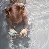 Squeeze'N'Splash igračke za kupanje -Poklon set Gumena patka i žaba, Snežno plava i žalfija