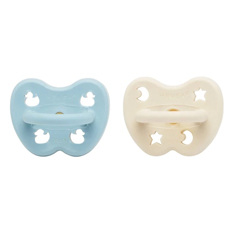 Hevea ortodontska cucla bebi plava i mlečno bela, 2 kom (0-3 mes)