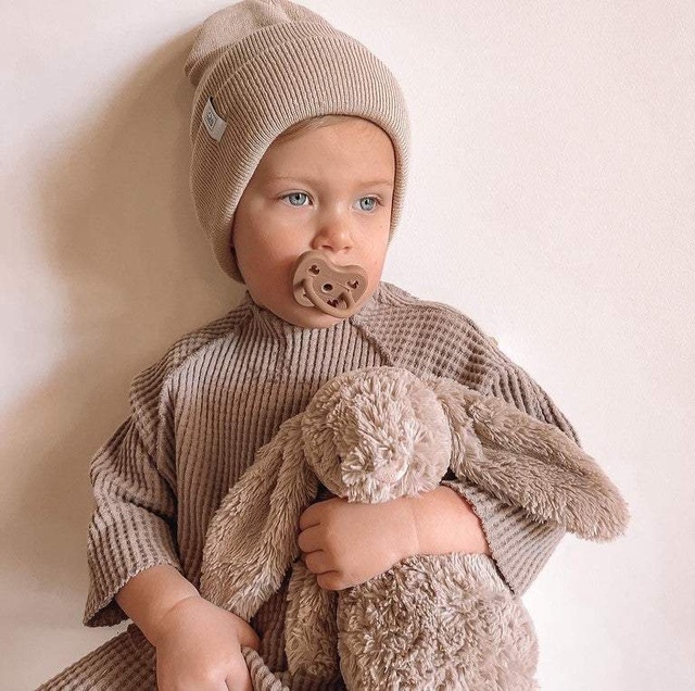 Okrugla cucla Hevea Baby (3-36 meseci) - bež 4874