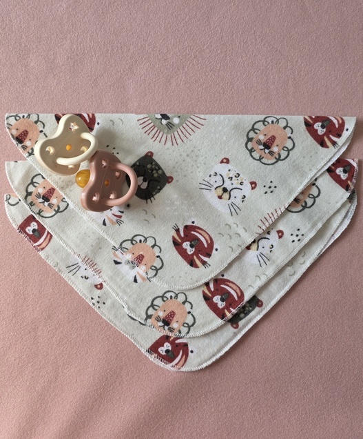 WOWO  flanel bebi krpica  lavići i tigrići zelena 4745